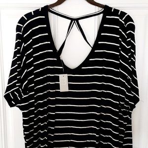 MAURICES 24/7 Black/White Knit Top